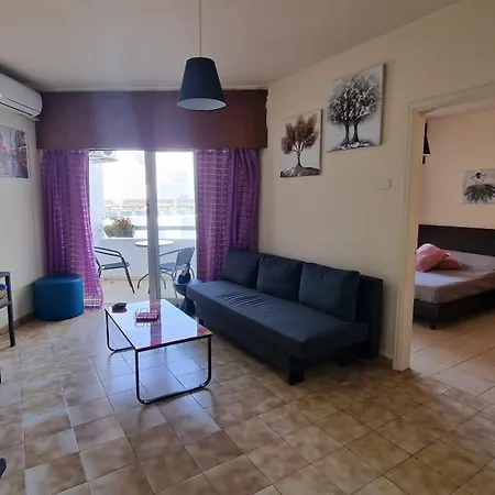 Serenity By The Sea * ラルナカ