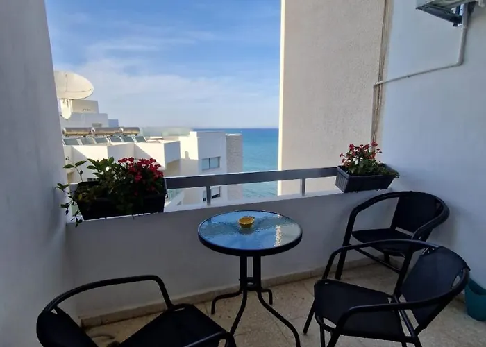 Serenity By The Sea Daire *