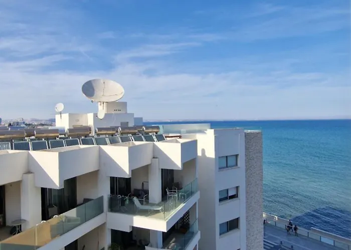 Serenity By The Sea *